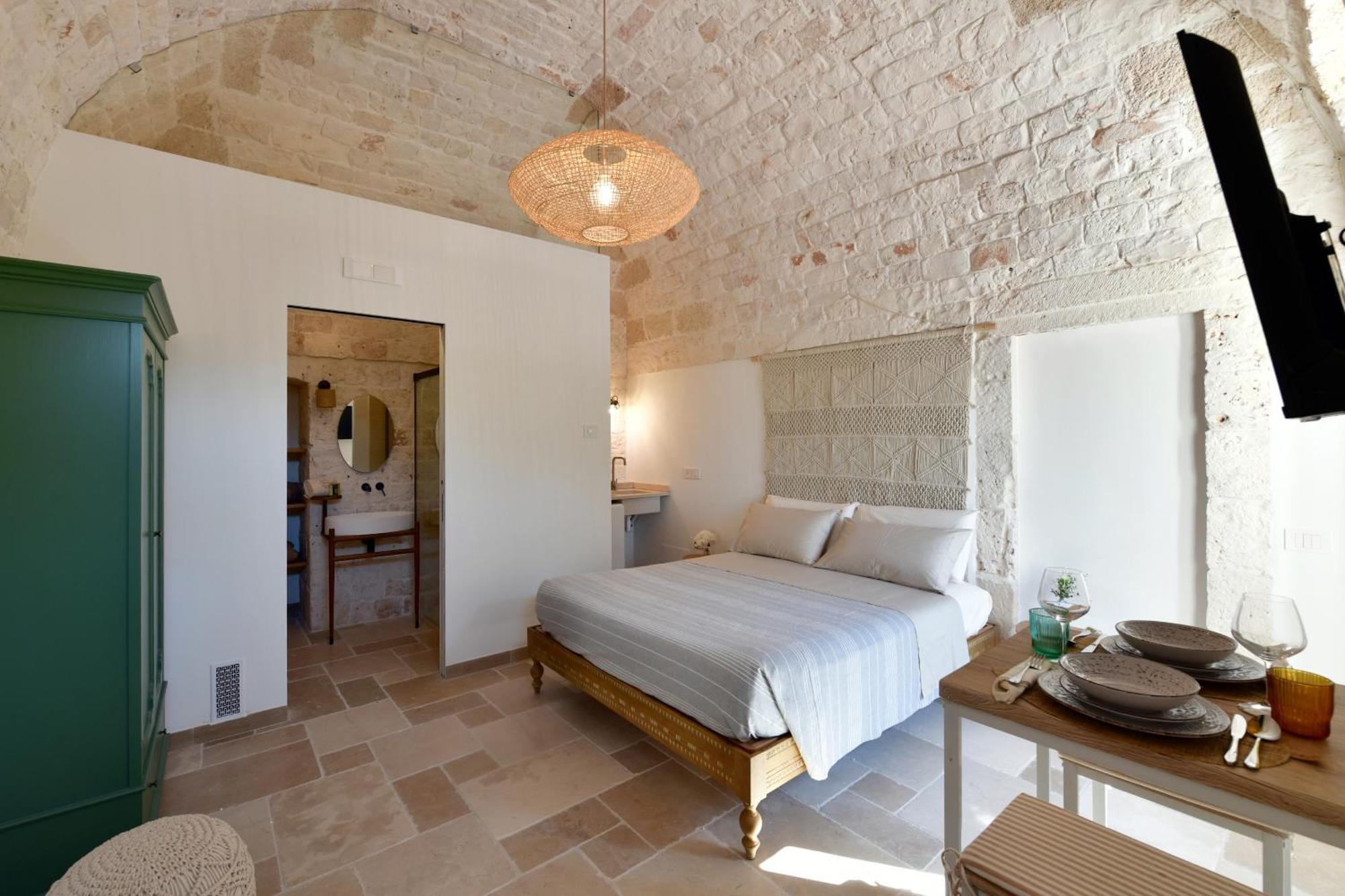 Lamarossa Trulli & Suites Antonelli Exterior photo